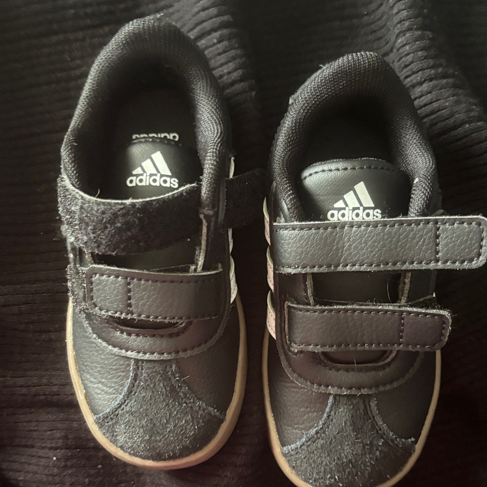 Adidas Kids Black and Tan Sneakers